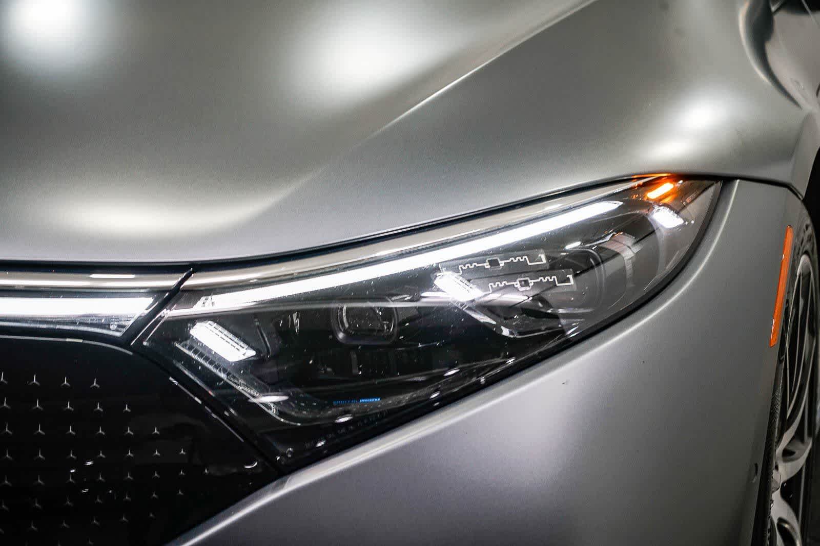 Thumbnail: 2023 Mercedes-Benz EQS - 7