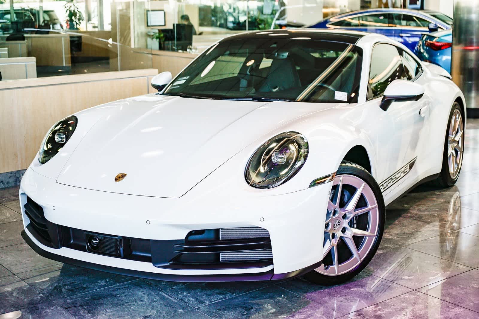 Thumbnail: 2025 Porsche 911 - 1