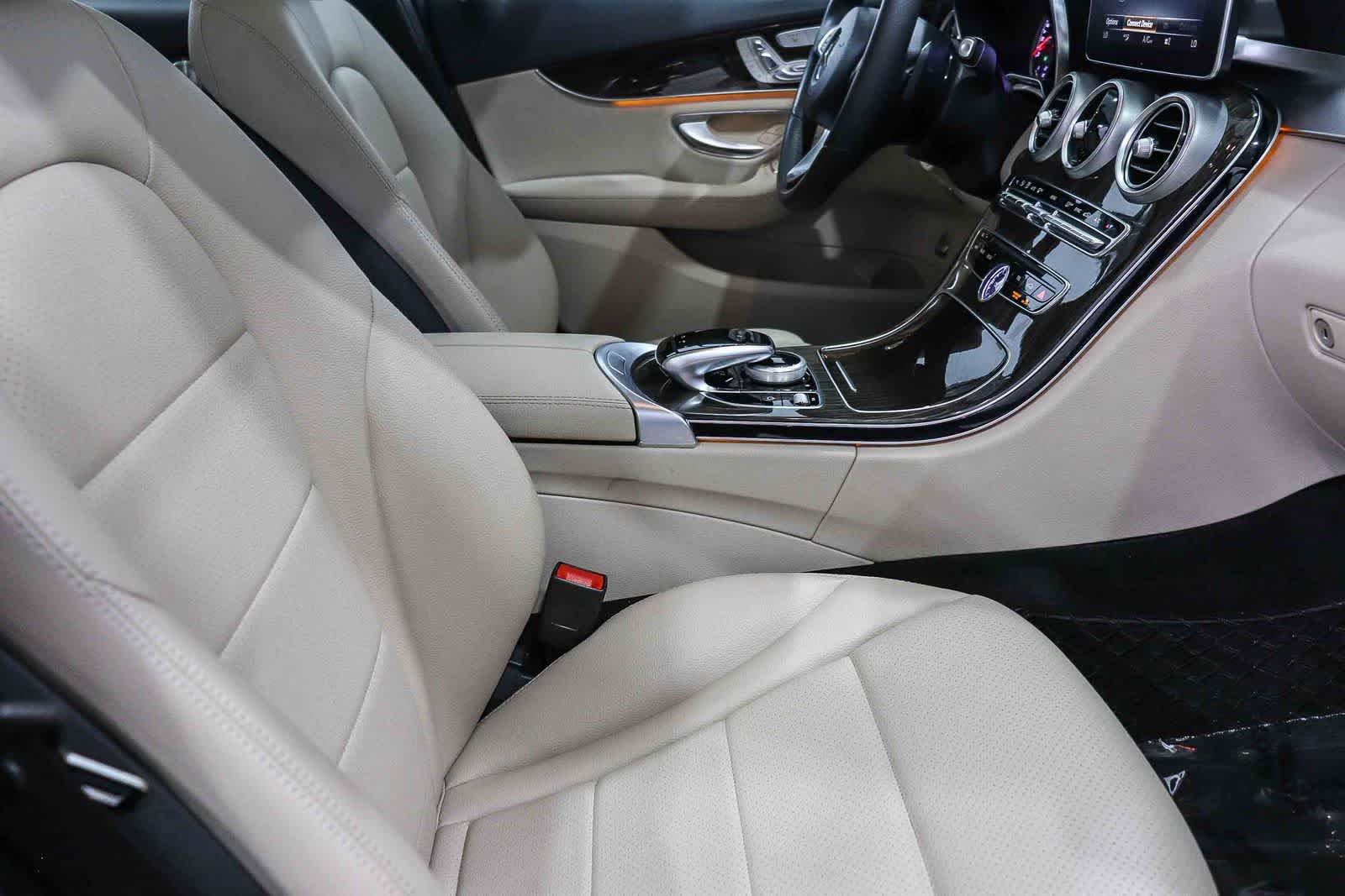 Thumbnail: 2017 Mercedes-Benz C-Class - 16