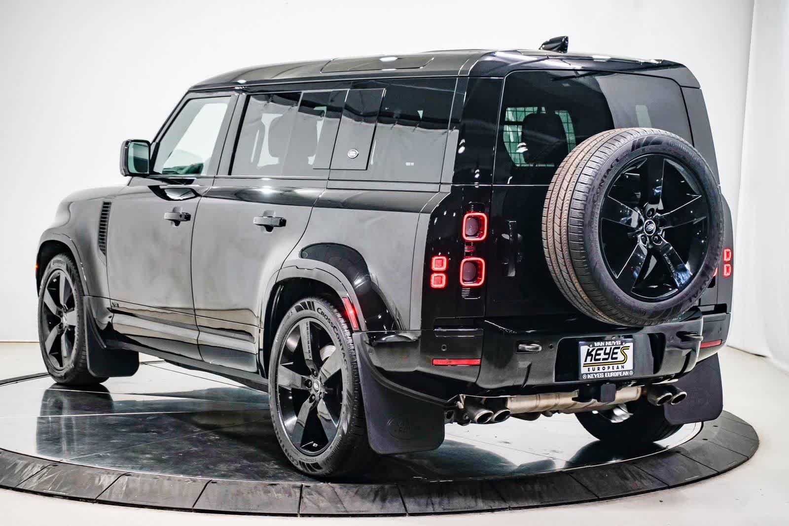 Thumbnail: 2023 Land Rover Defender - 2