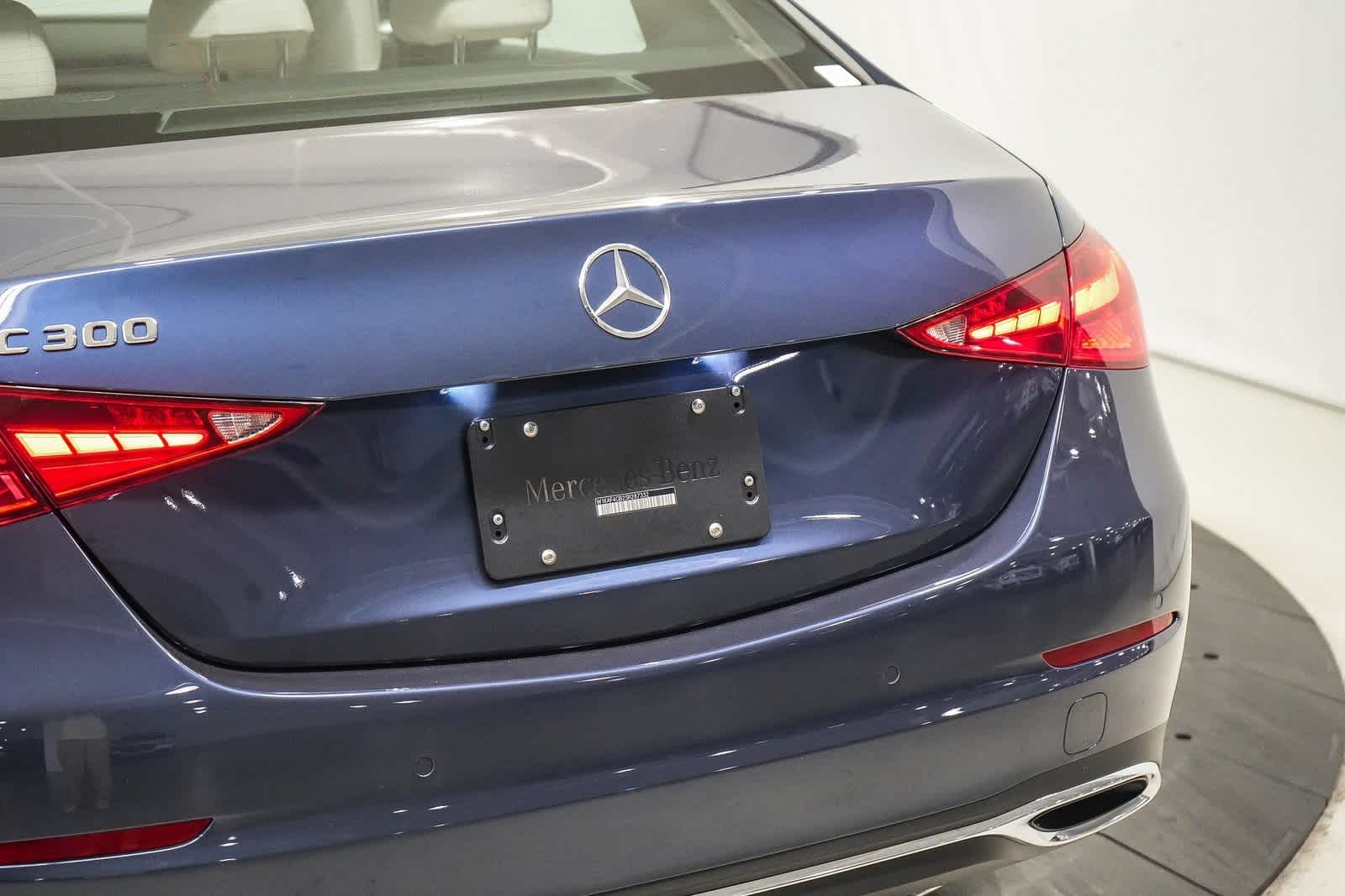 Thumbnail: 2025 Mercedes-Benz C-Class - 12