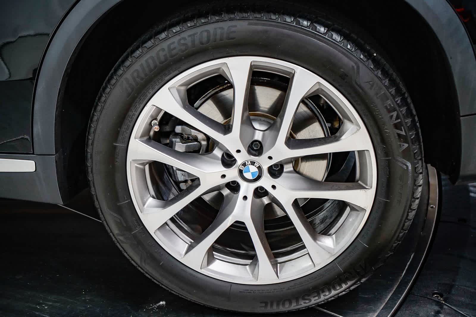 Thumbnail: 2022 BMW X5 - 10