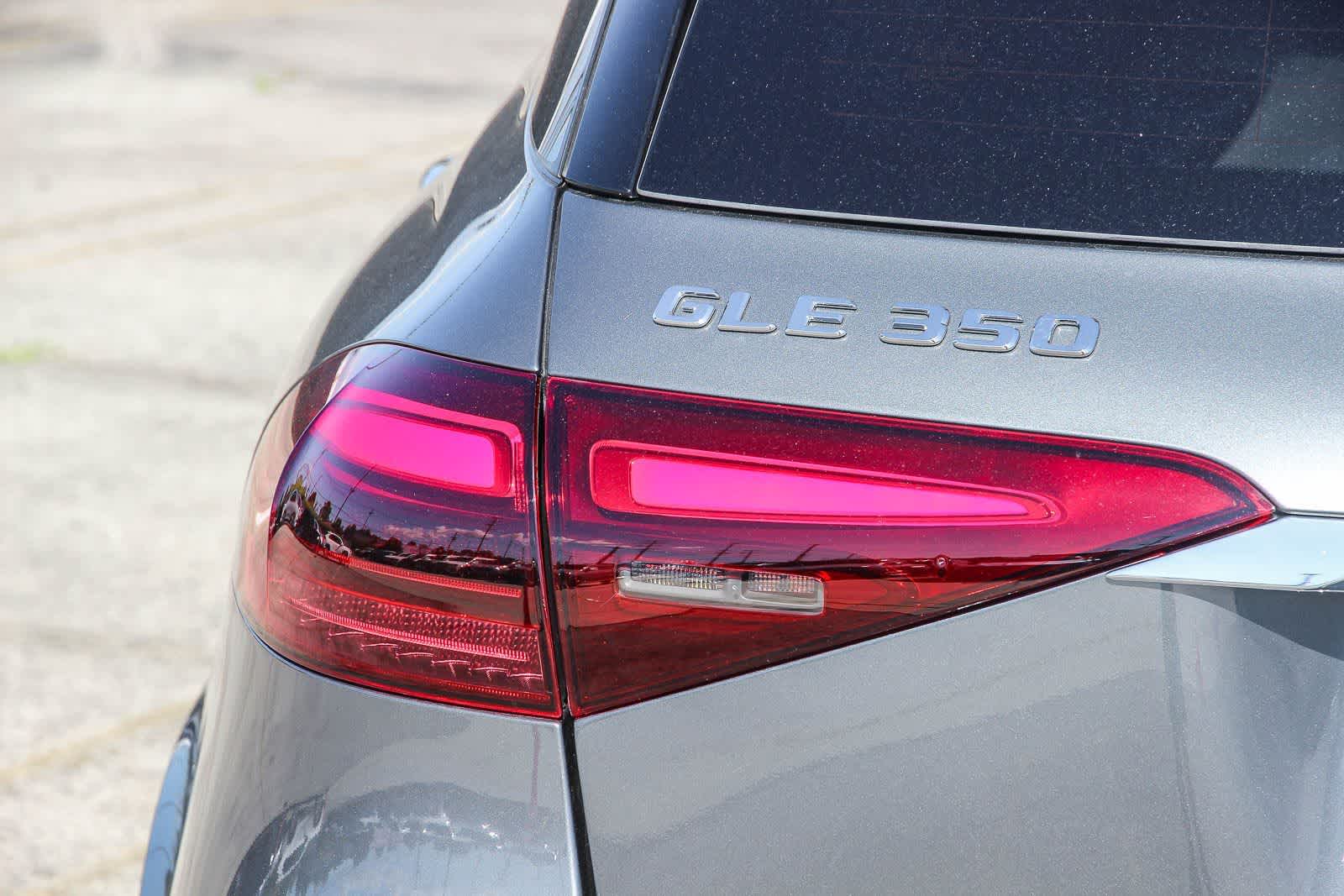 Thumbnail: 2026 Mercedes-Benz GLE - 7