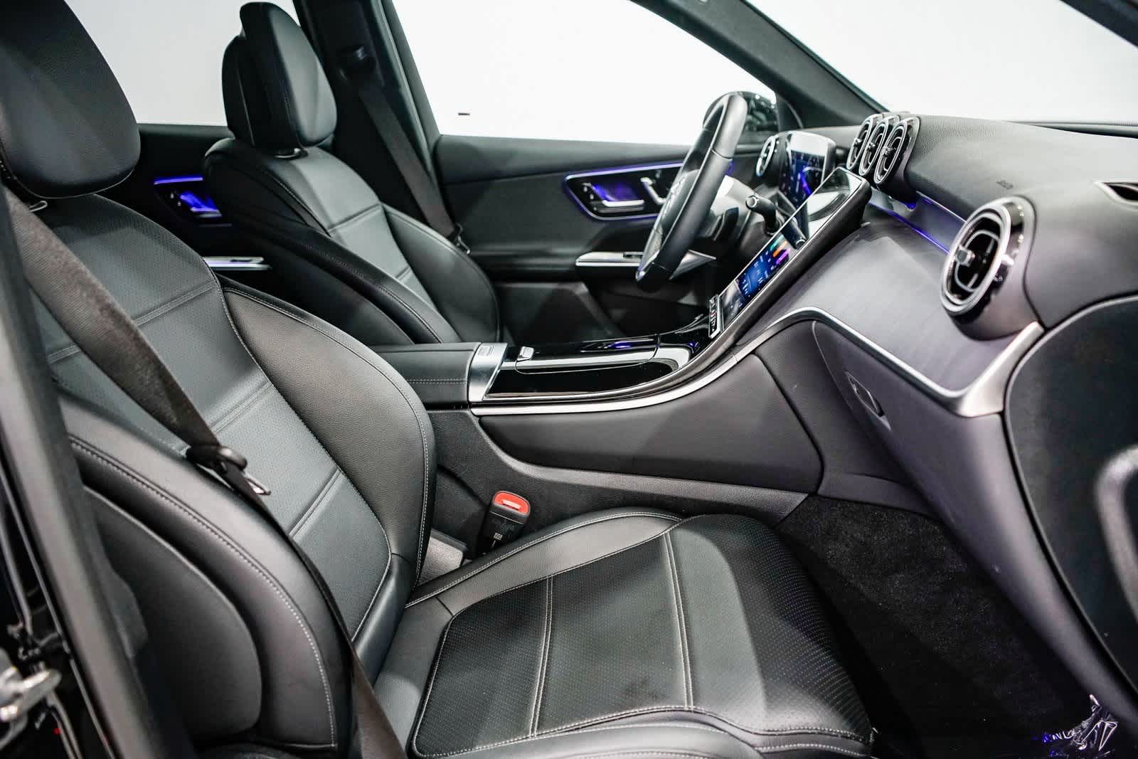 Thumbnail: 2025 Mercedes-Benz GLC - 15