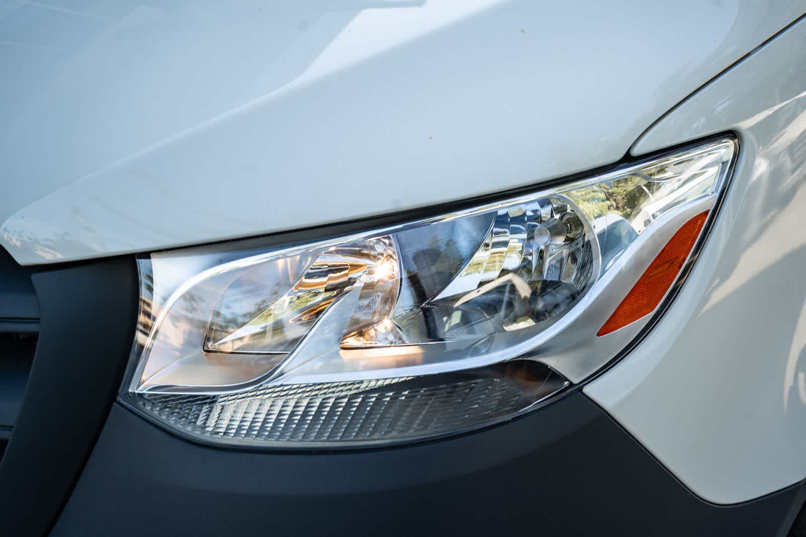 Thumbnail: 2026 Mercedes-Benz Sprinter - 10