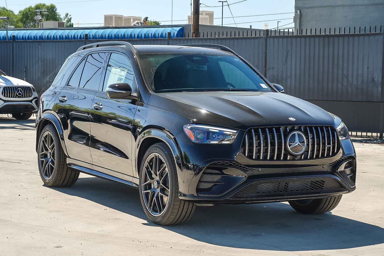 Thumbnail: 2026 Mercedes-Benz GLE - 3