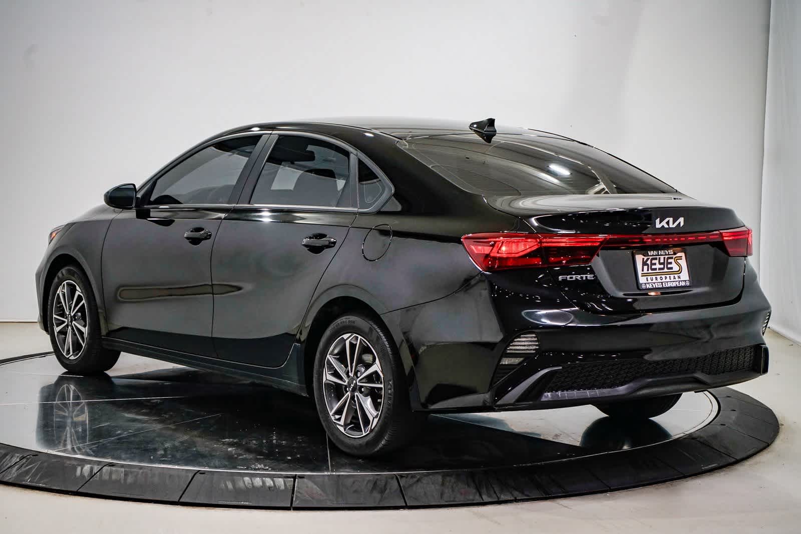 Thumbnail: 2023 Kia Forte - 2