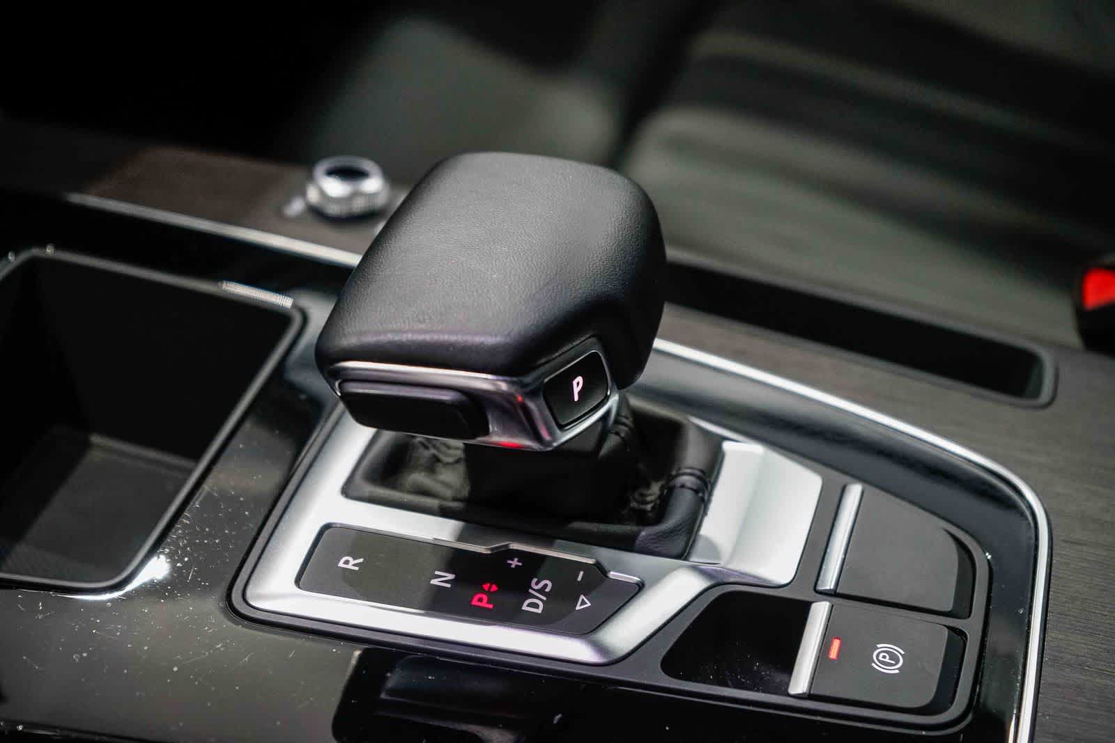 Thumbnail: 2023 Audi Q5 - 21