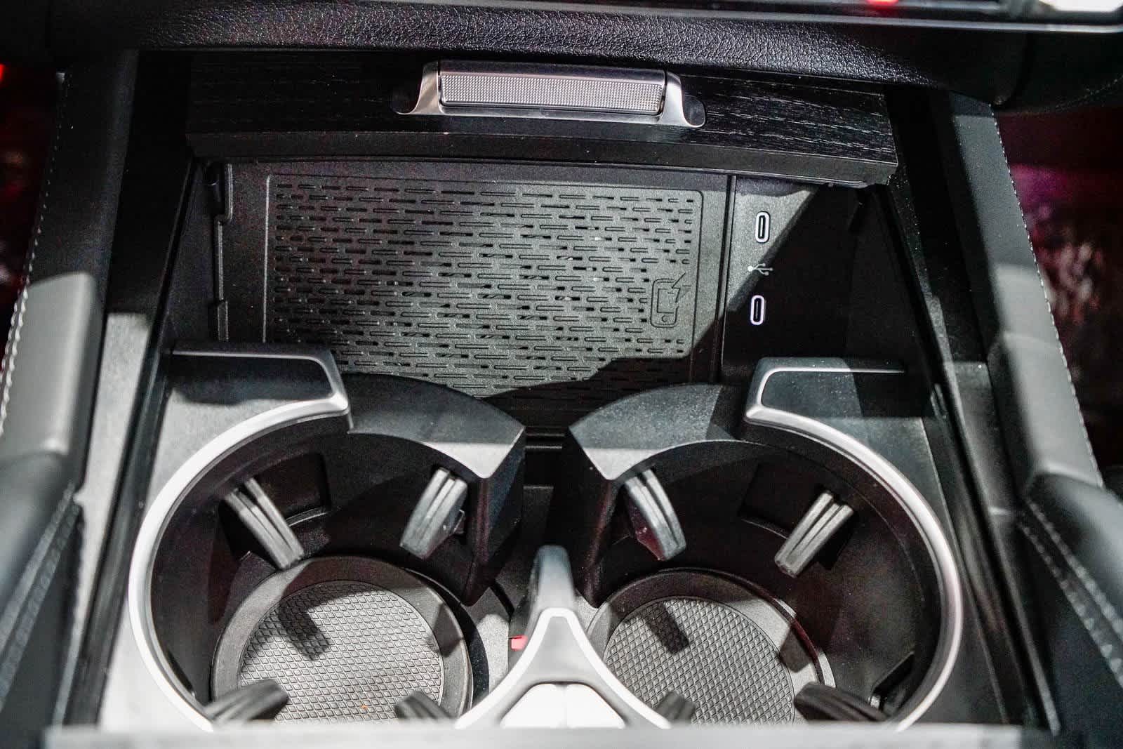 Thumbnail: 2025 Mercedes-Benz GLS - 23