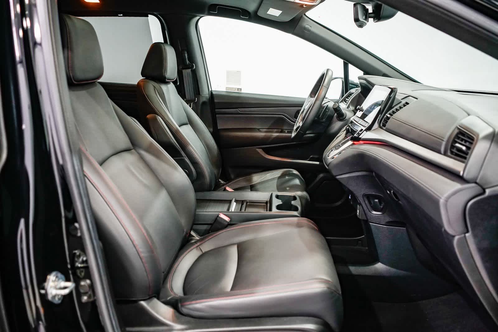 2024 Honda Odyssey Sport 16