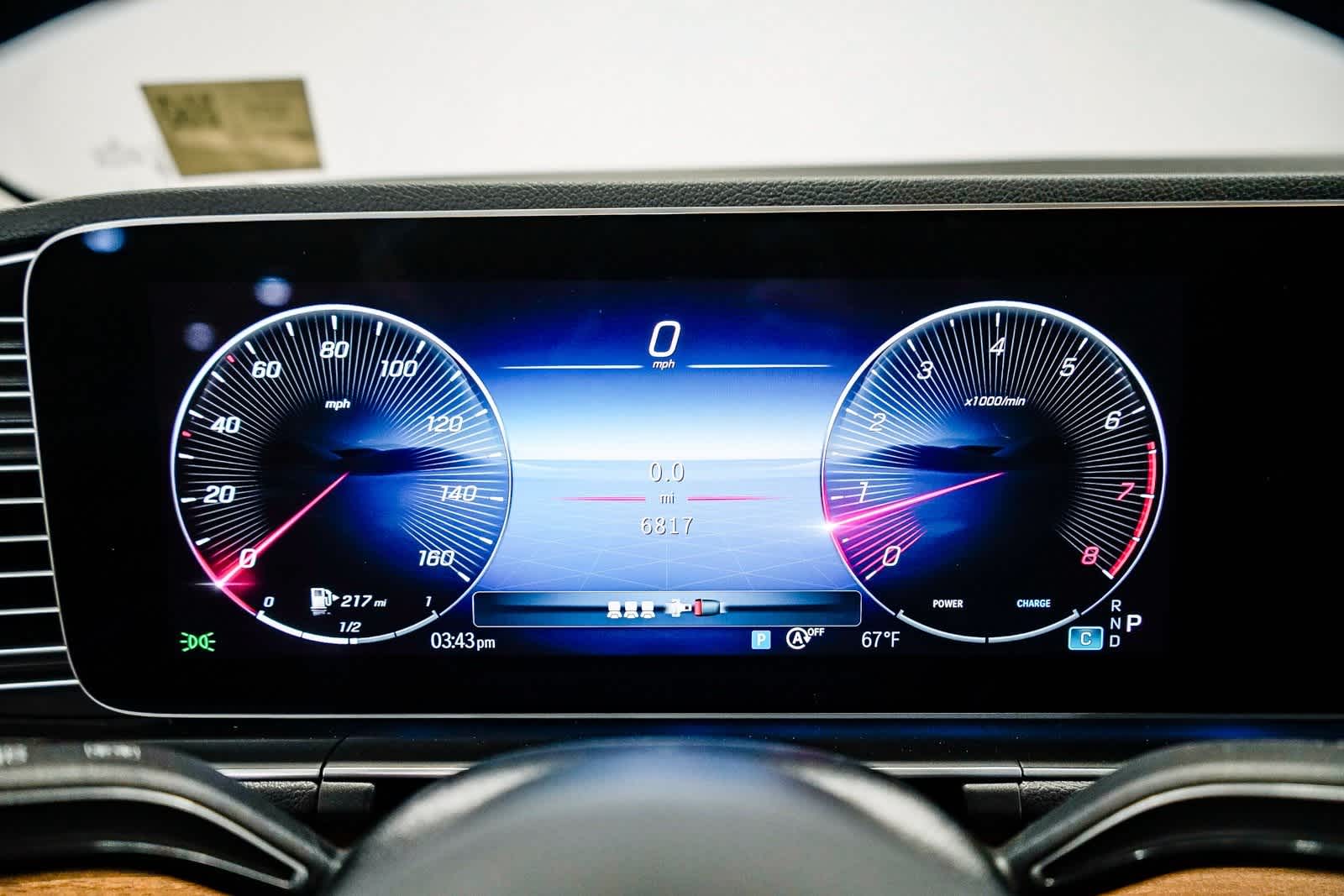 Thumbnail: 2025 Mercedes-Benz GLE - 25