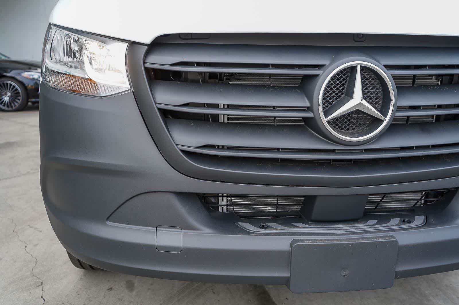 Thumbnail: 2026 Mercedes-Benz Sprinter - 11
