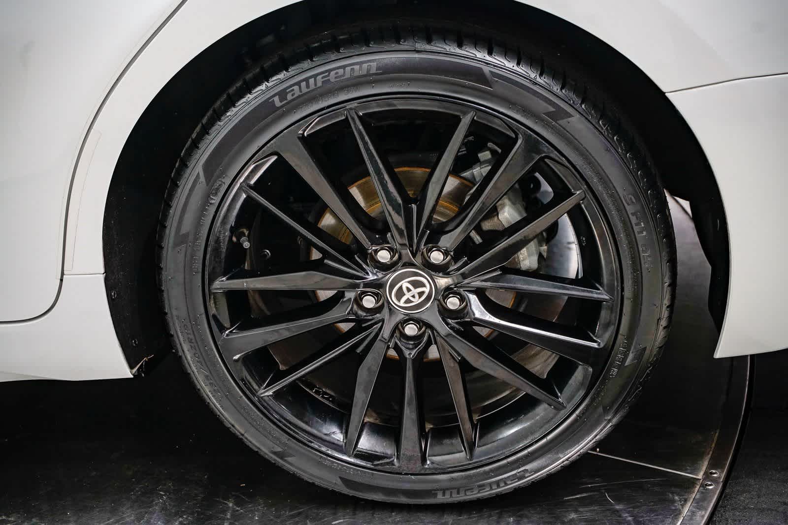 Thumbnail: 2021 Toyota Camry - 10