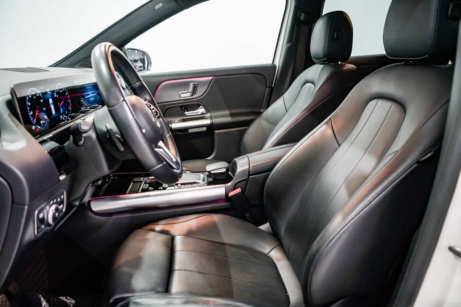 Thumbnail: 2021 Mercedes-Benz GLA - 16