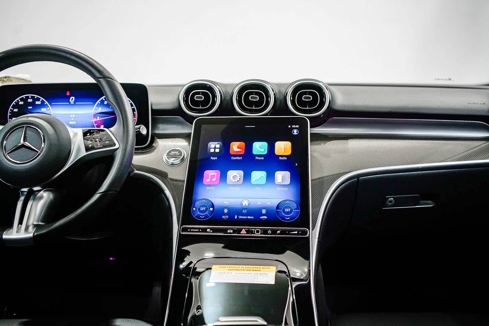 Thumbnail: 2025 Mercedes-Benz C-Class - 13