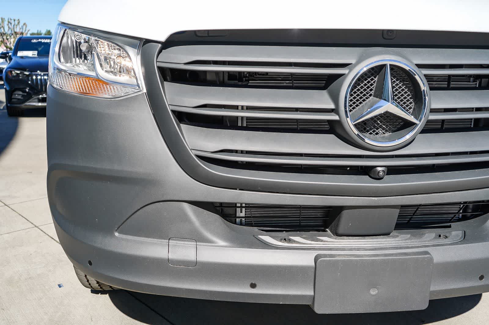 Thumbnail: 2026 Mercedes-Benz Sprinter - 11