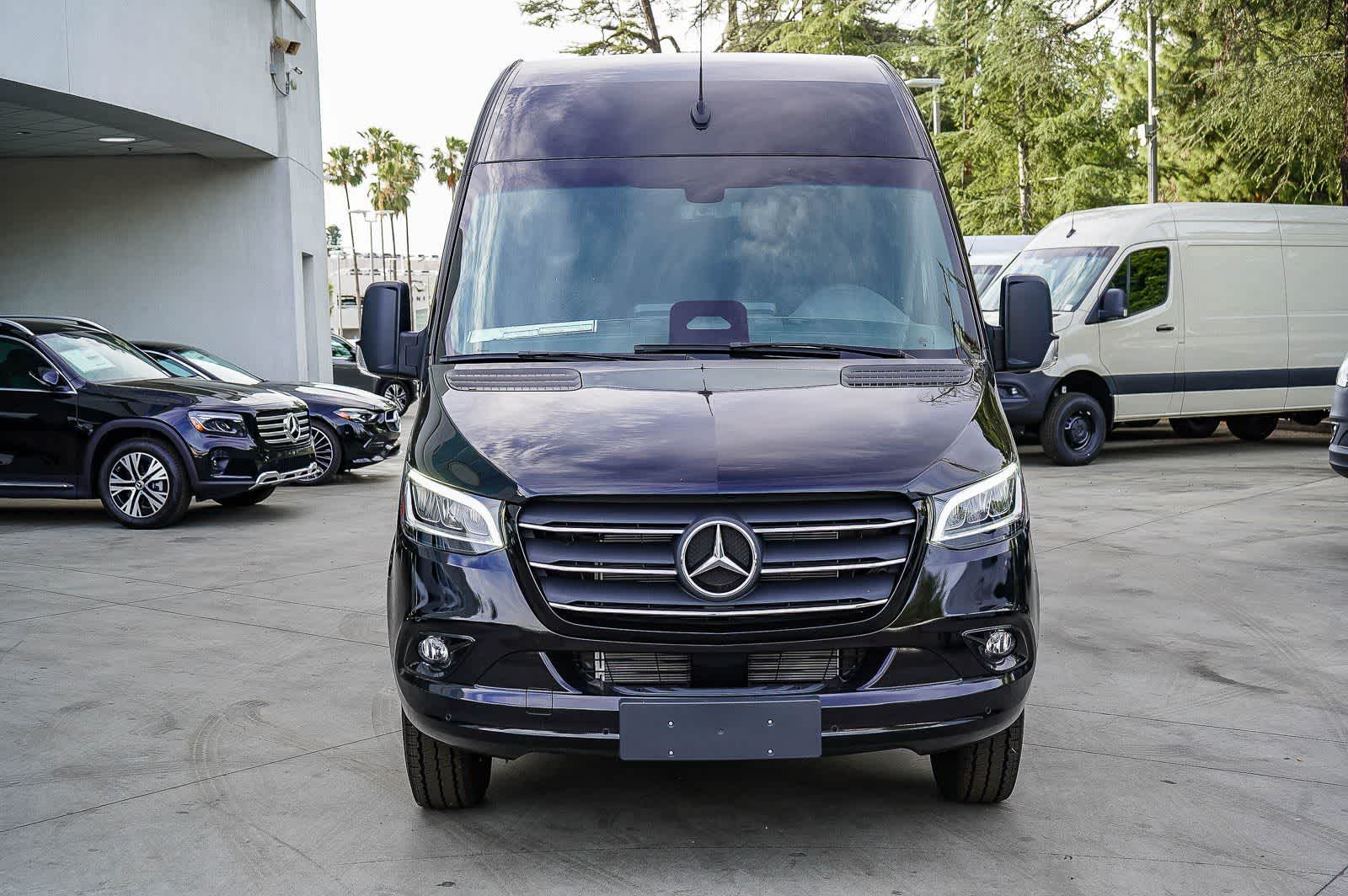 Thumbnail: 2026 Mercedes-Benz Sprinter - 2