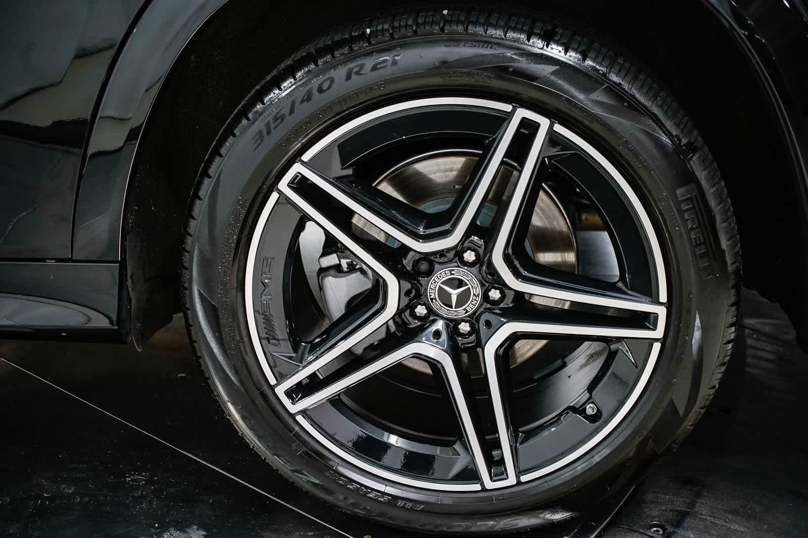 Thumbnail: 2025 Mercedes-Benz GLS - 10