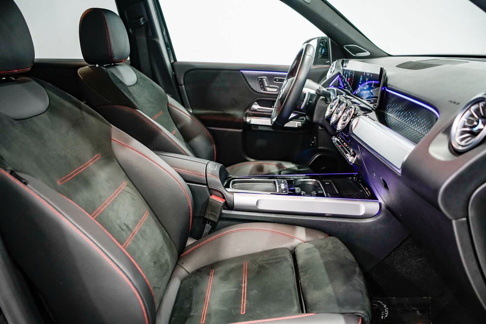 Thumbnail: 2025 Mercedes-Benz GLB - 15