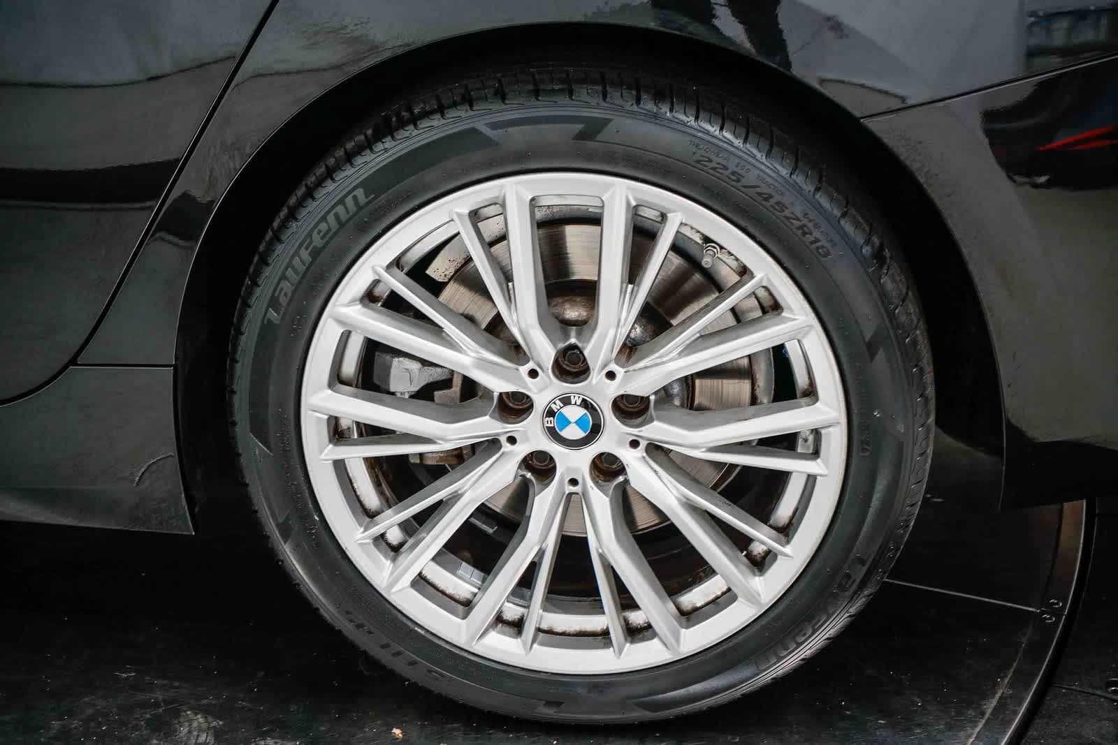 Thumbnail: 2023 BMW 3 Series - 10