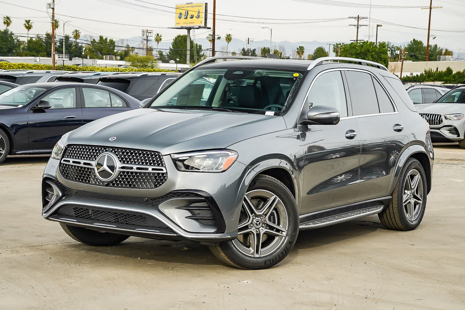 Thumbnail: 2026 Mercedes-Benz GLE - 1