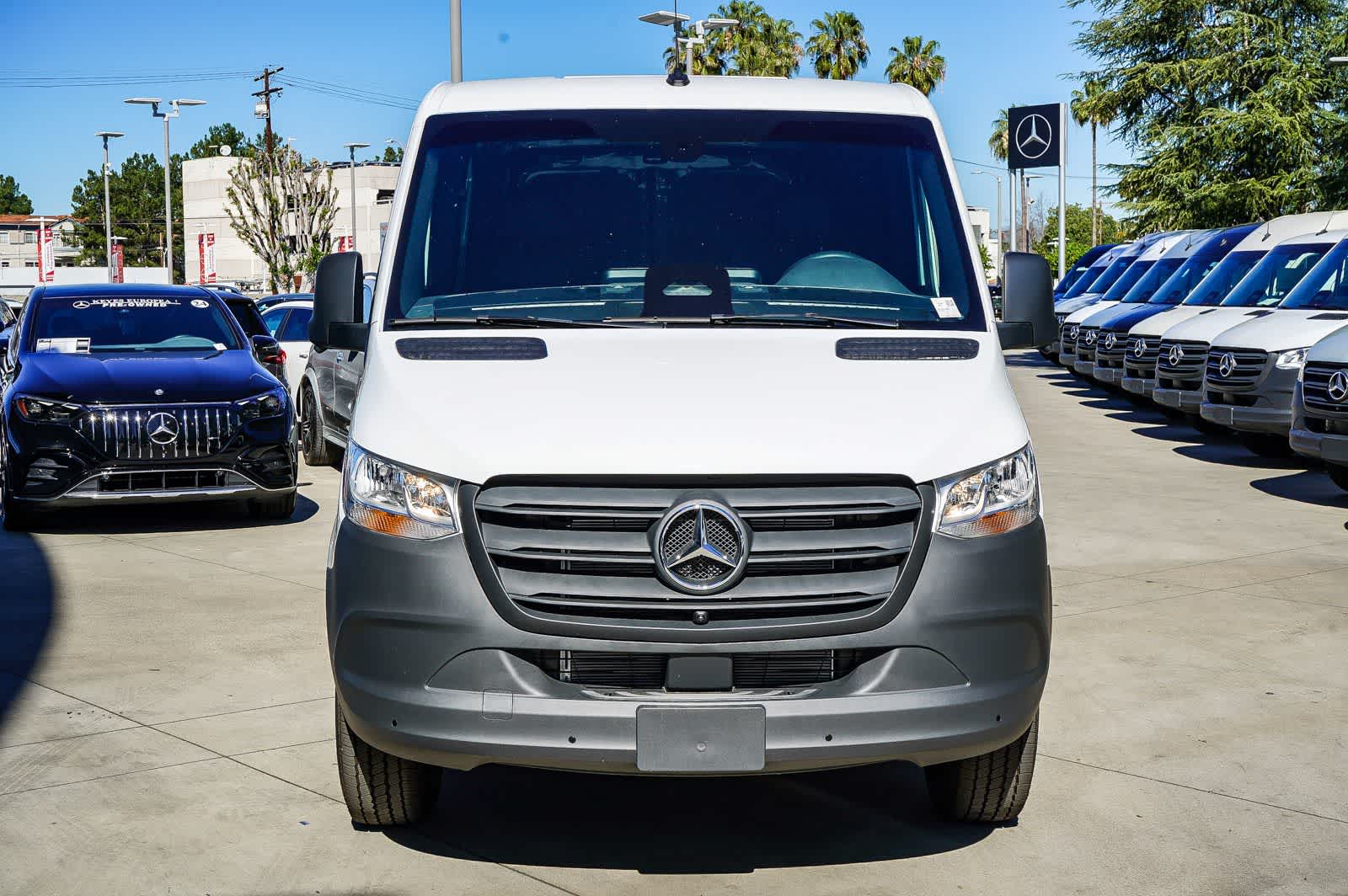 Thumbnail: 2026 Mercedes-Benz Sprinter - 2
