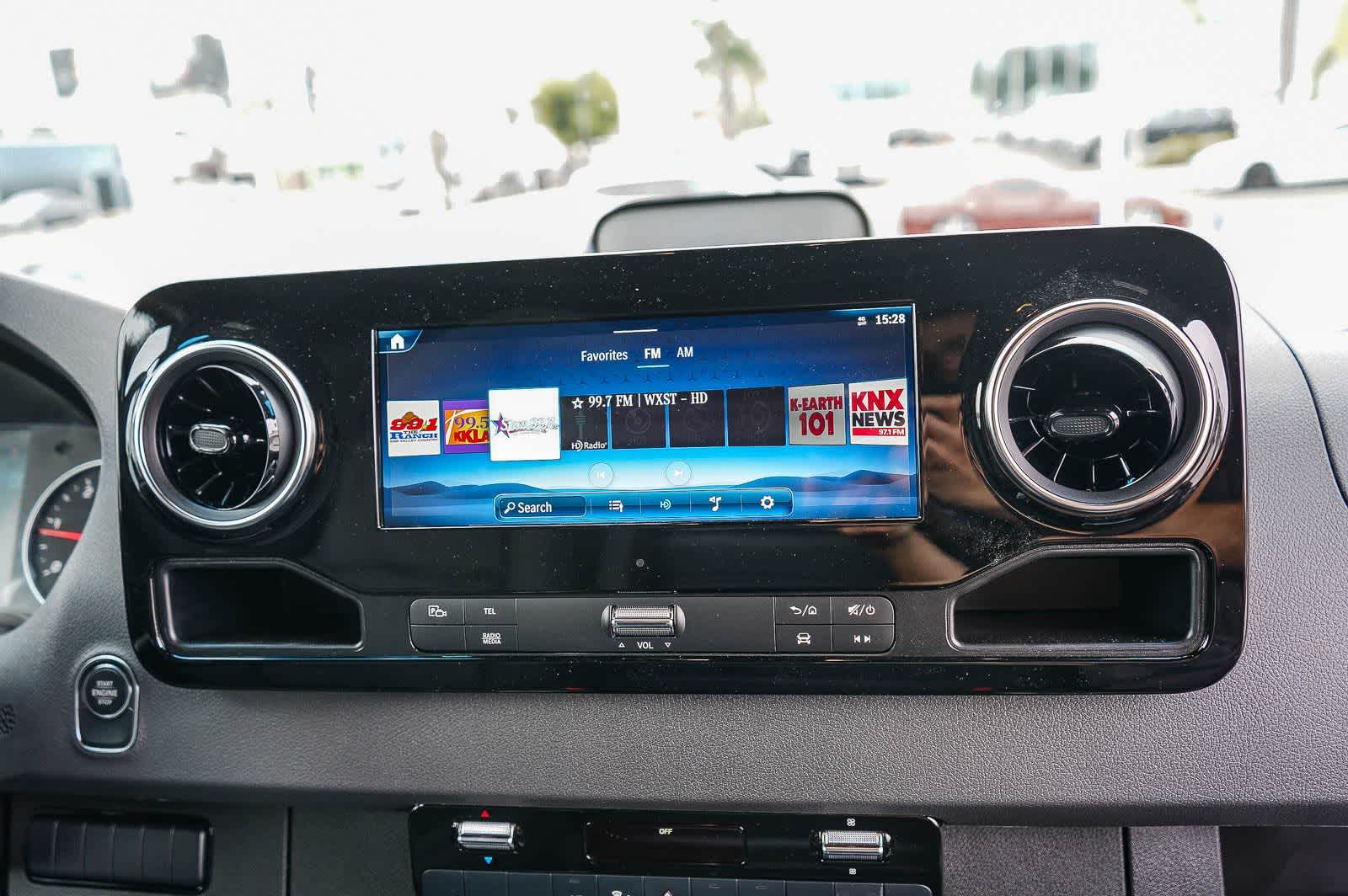 Thumbnail: 2026 Mercedes-Benz Sprinter - 13