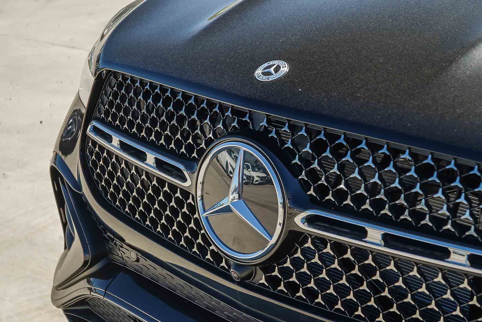 Thumbnail: 2026 Mercedes-Benz GLE - 9