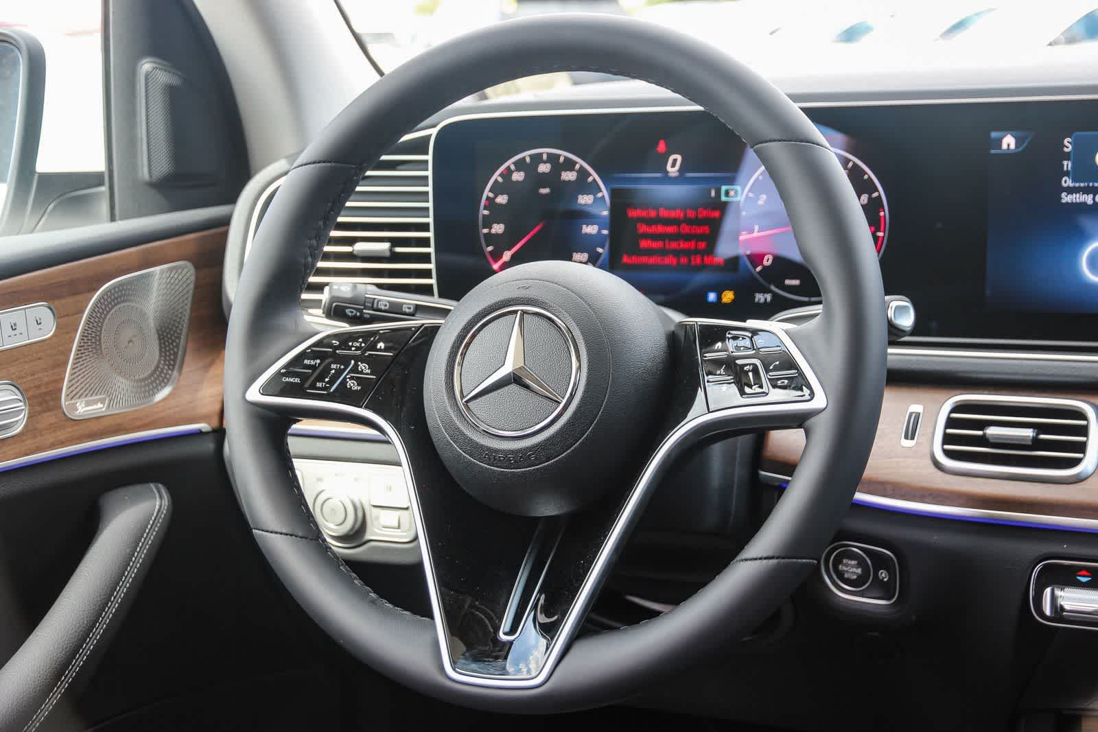 Thumbnail: 2026 Mercedes-Benz GLE - 16