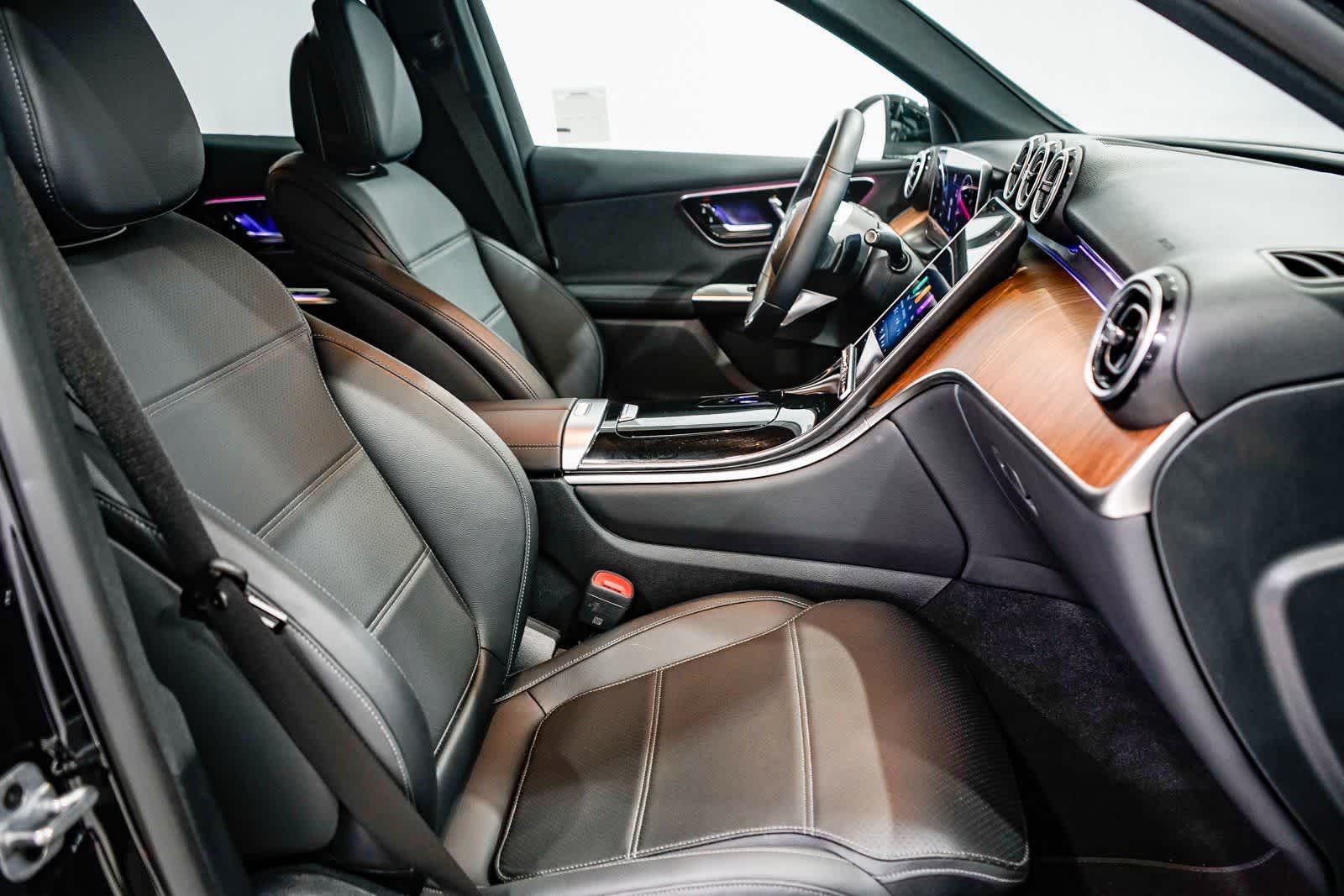 Thumbnail: 2025 Mercedes-Benz GLC - 15