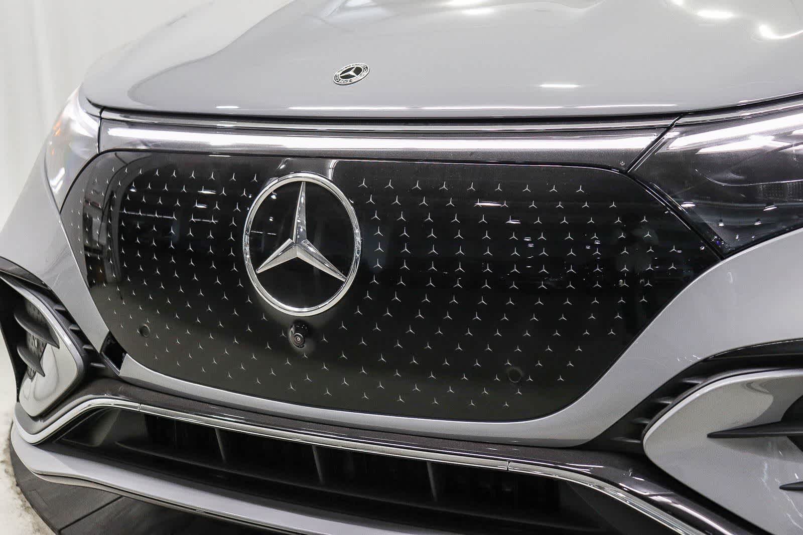 Thumbnail: 2026 Mercedes-Benz EQS - 8