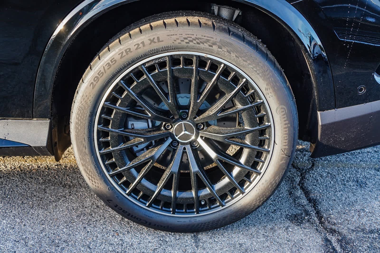 Thumbnail: 2025 Mercedes-Benz GLC - 9