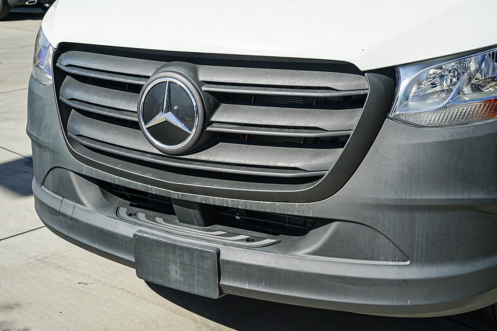 Thumbnail: 2024 Mercedes-Benz eSprinter - 8