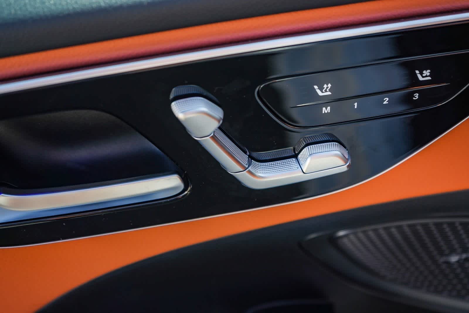 Thumbnail: 2025 Mercedes-Benz C-Class - 26