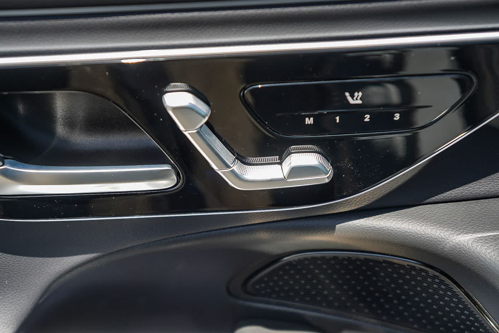 Thumbnail: 2026 Mercedes-Benz E-Class - 25