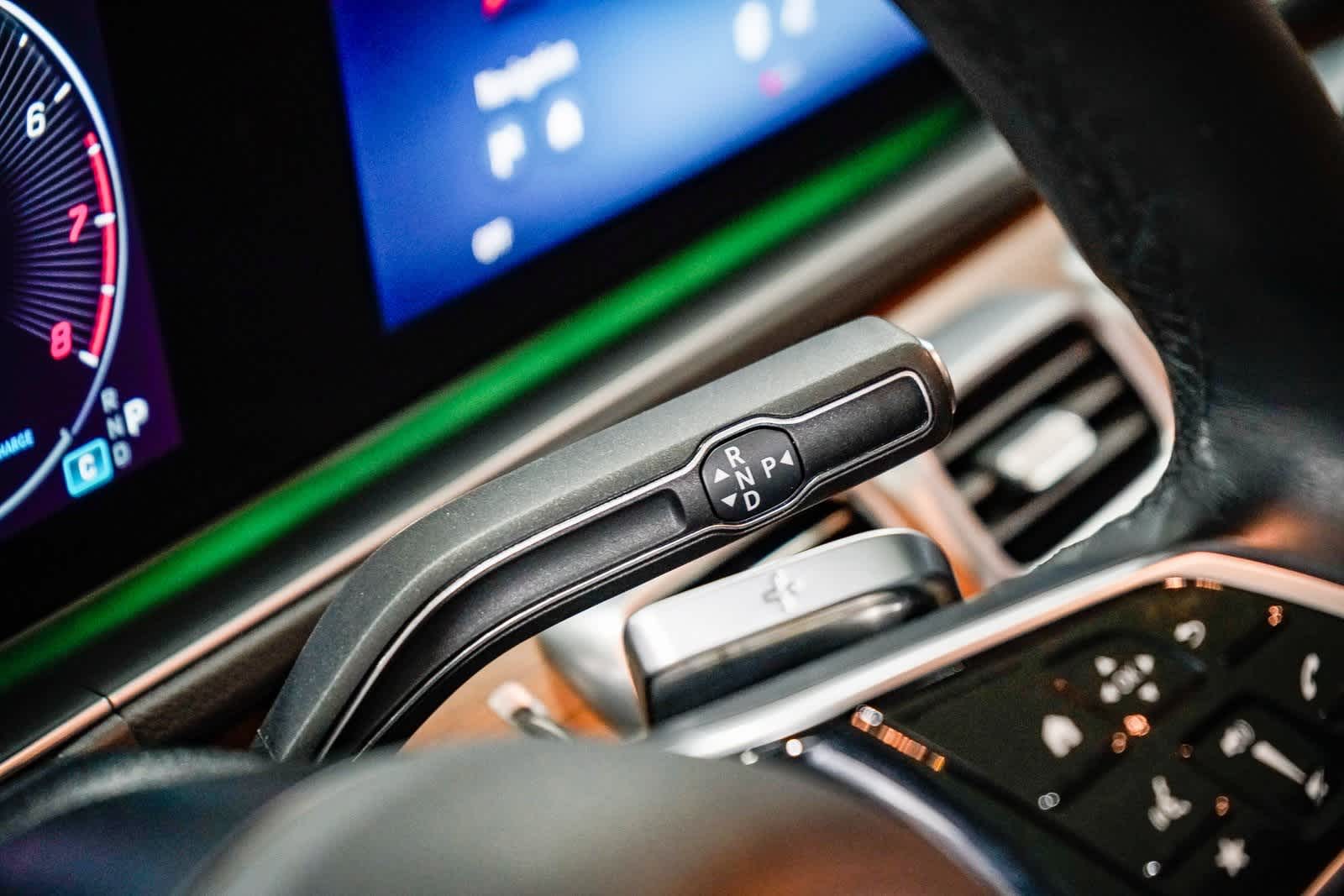 Thumbnail: 2025 Mercedes-Benz GLE - 21