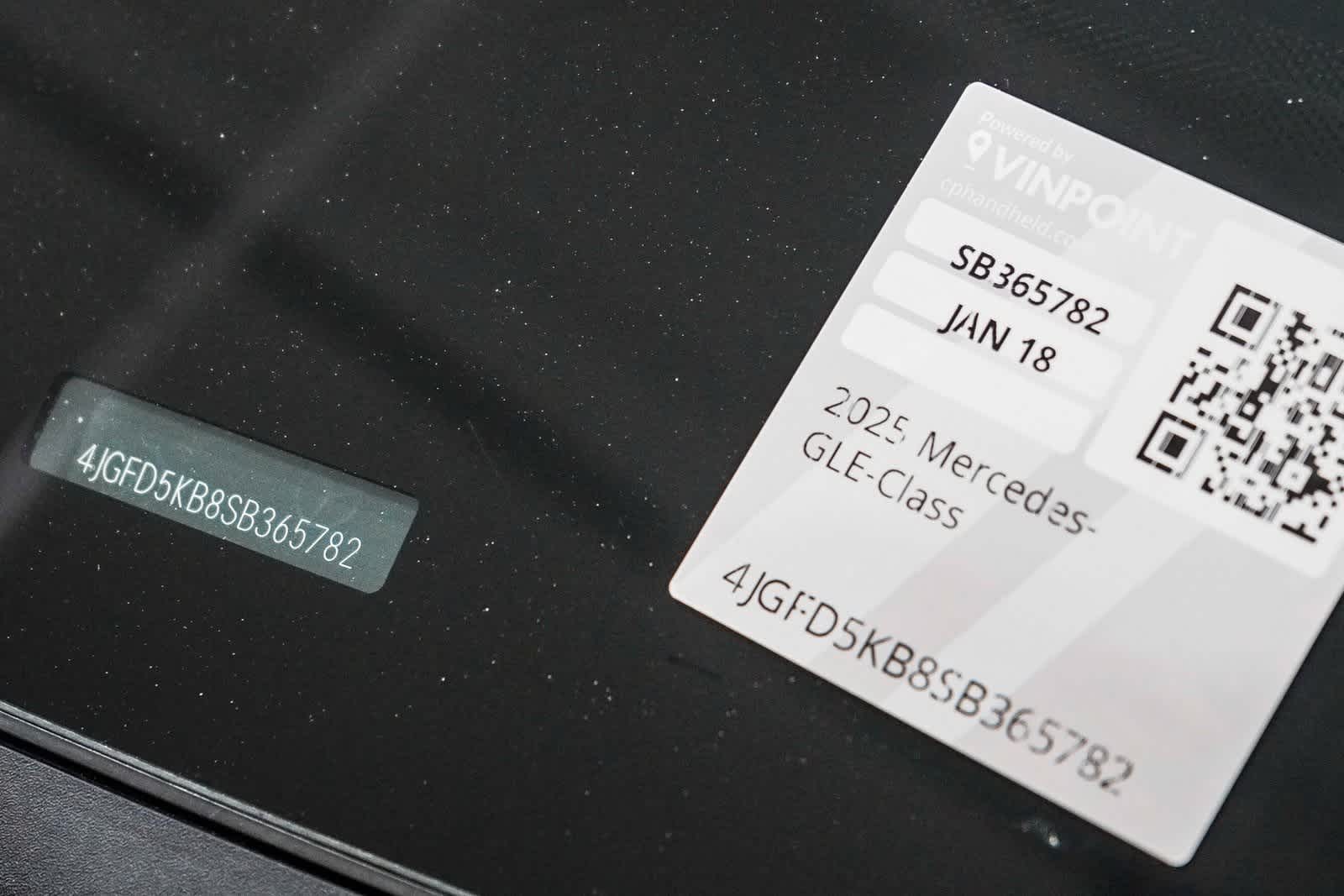 Thumbnail: 2025 Mercedes-Benz GLE - 29