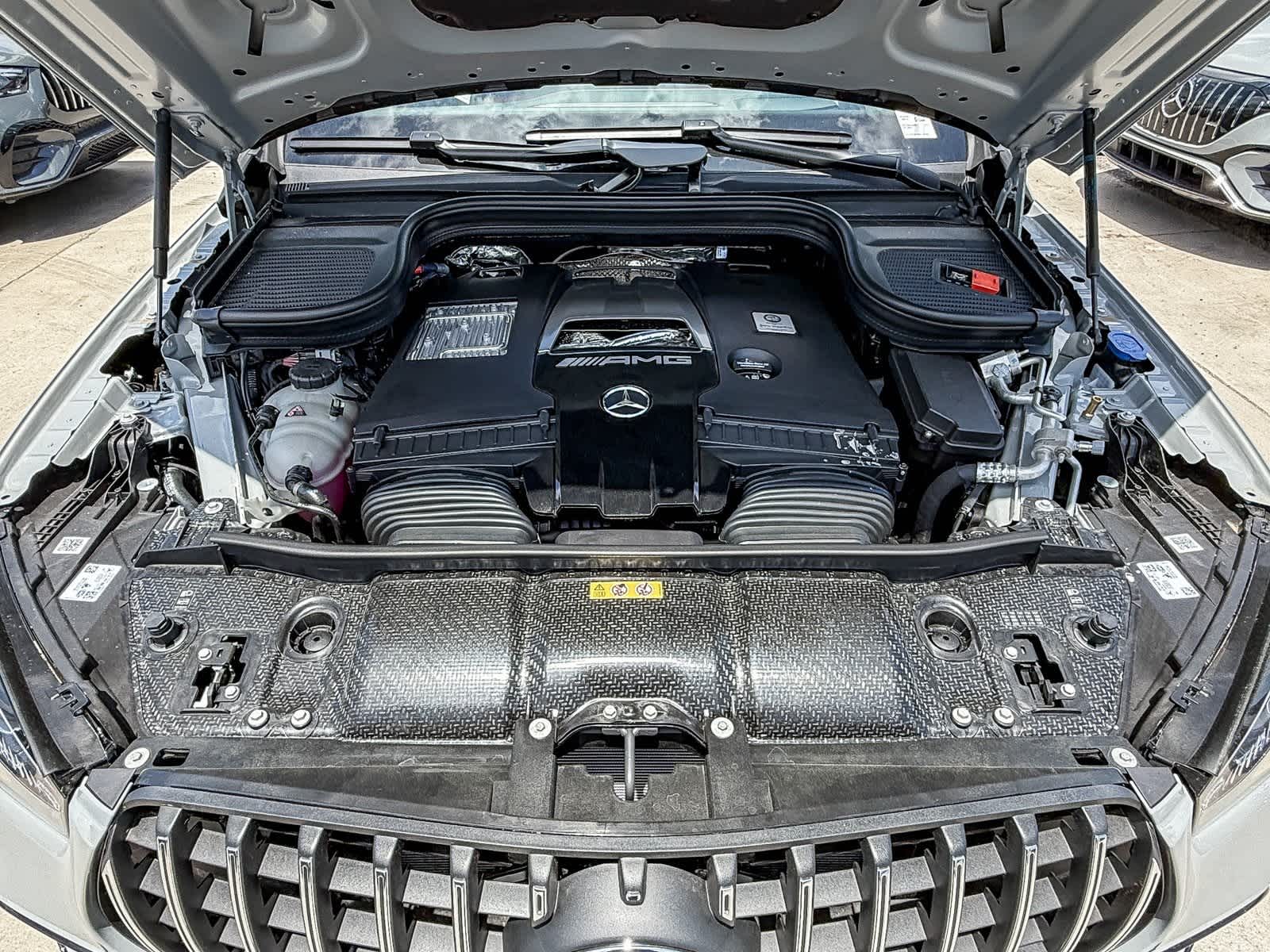 Thumbnail: 2025 Mercedes-Benz GLE - 28