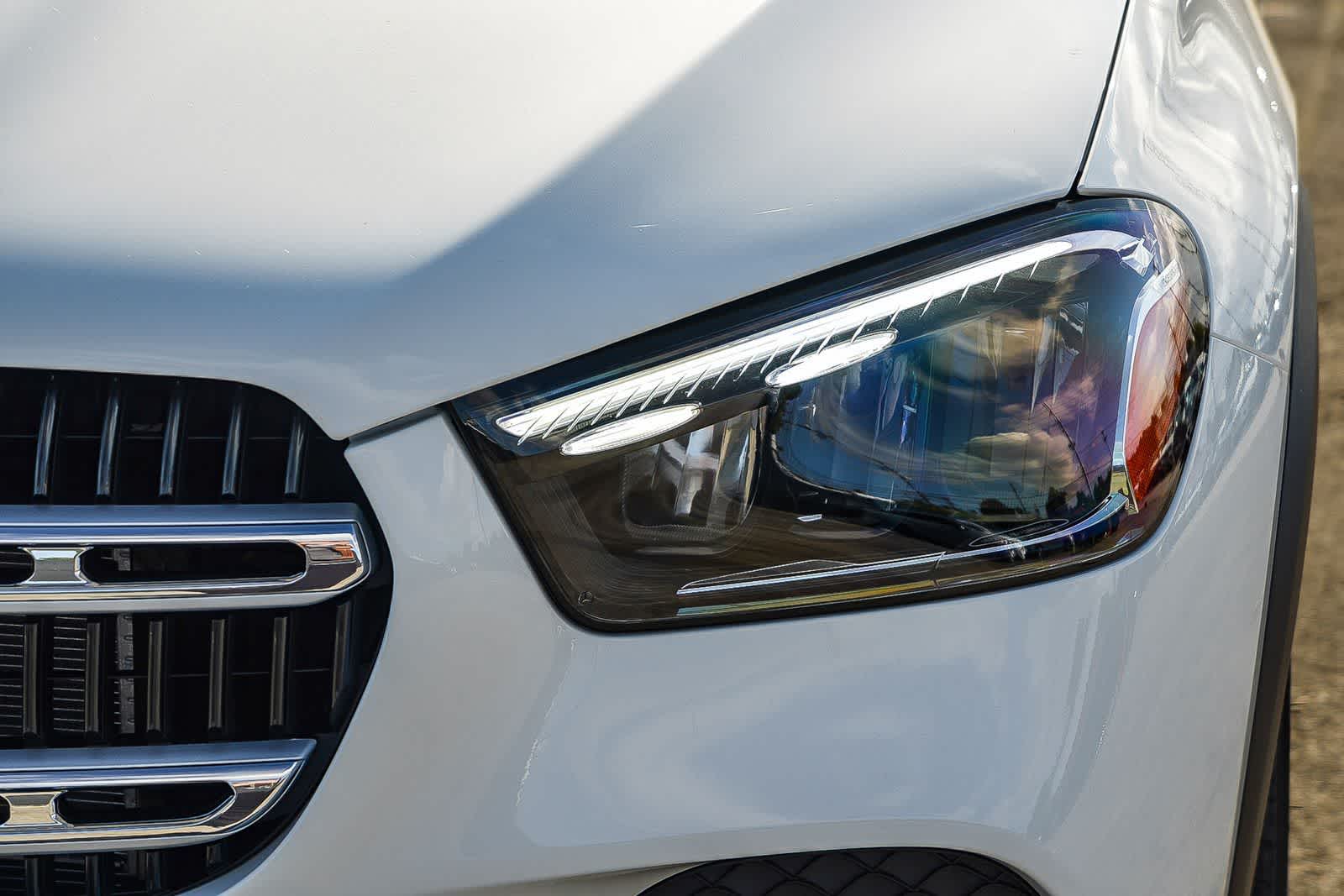 Thumbnail: 2026 Mercedes-Benz GLE - 8