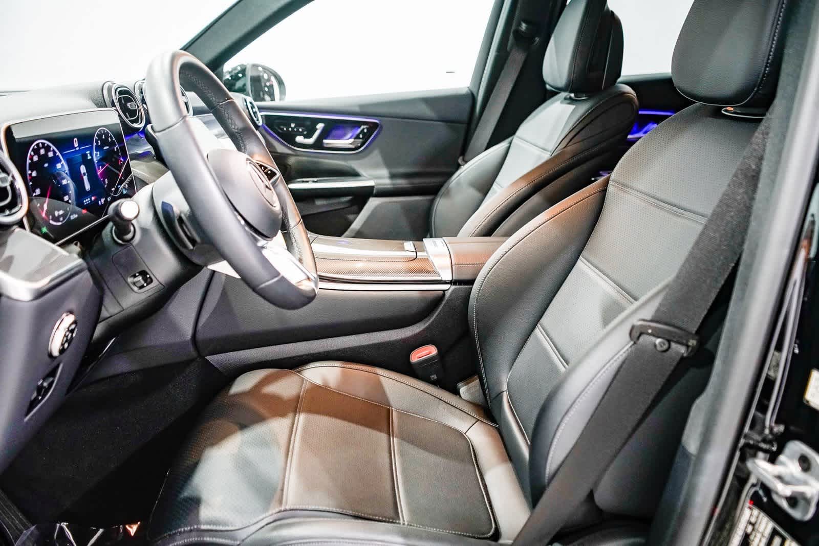 Thumbnail: 2025 Mercedes-Benz GLC - 16