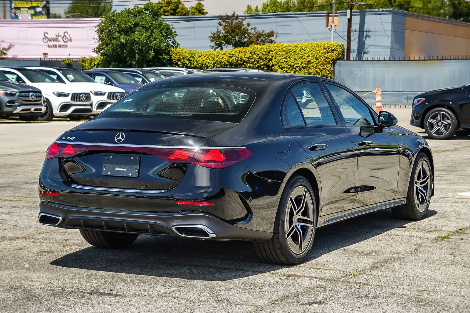 Thumbnail: 2026 Mercedes-Benz E-Class - 4
