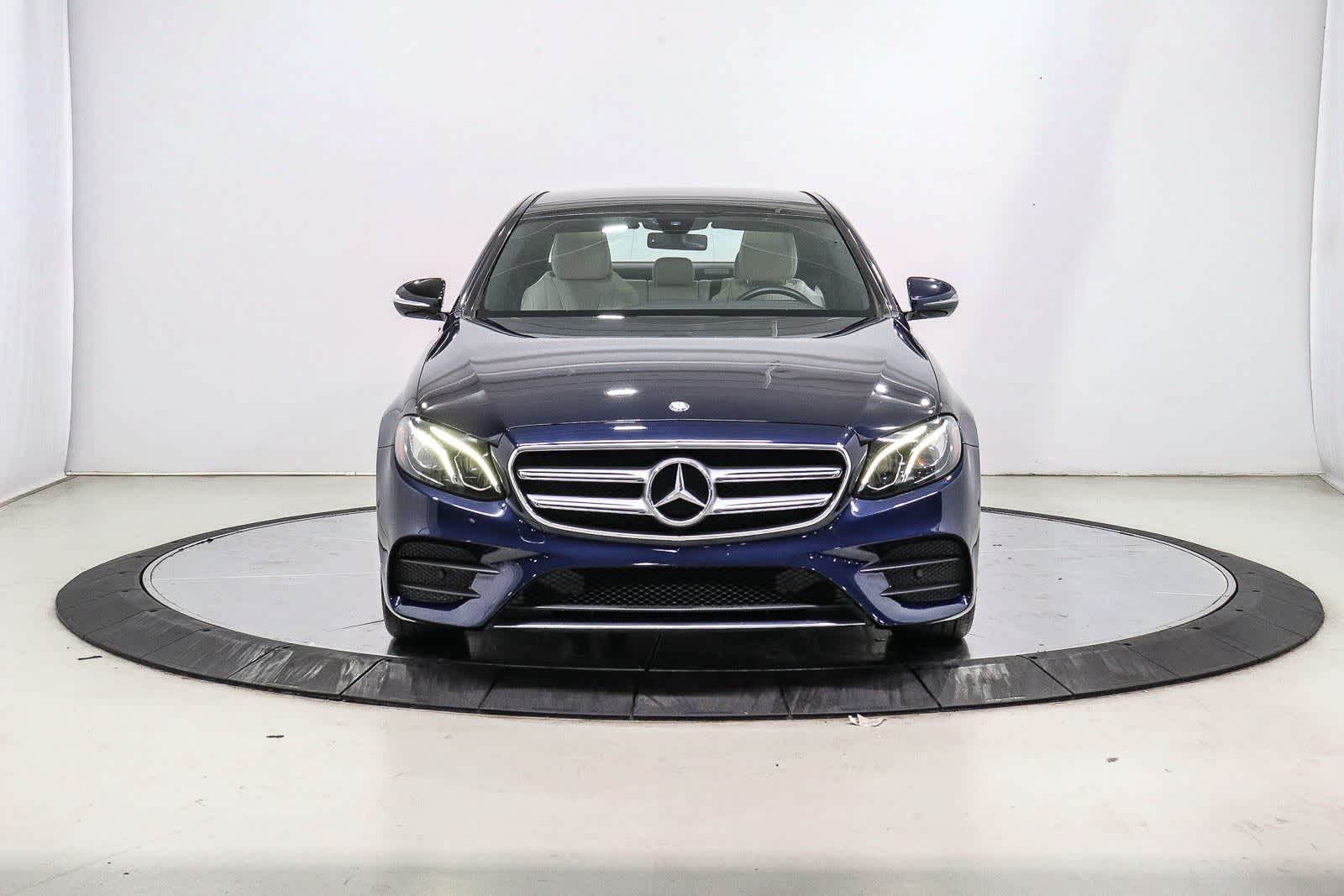 Thumbnail: 2017 Mercedes-Benz E-Class - 6