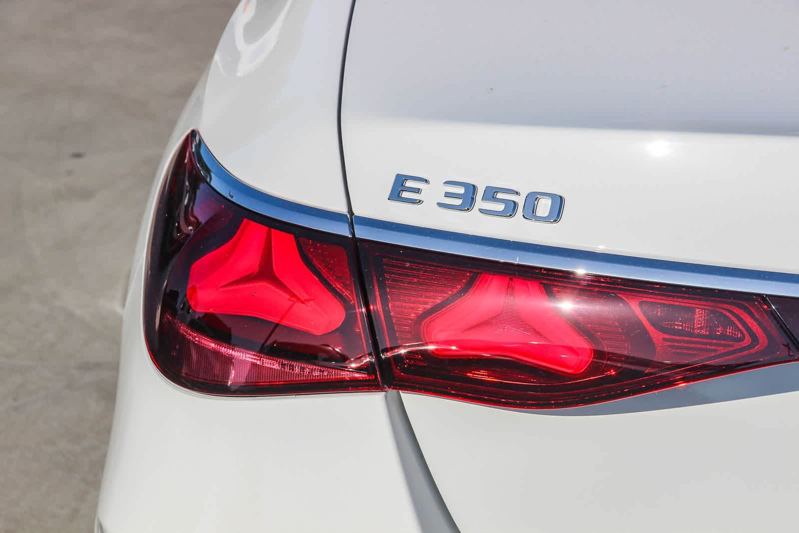 Thumbnail: 2026 Mercedes-Benz E-Class - 7