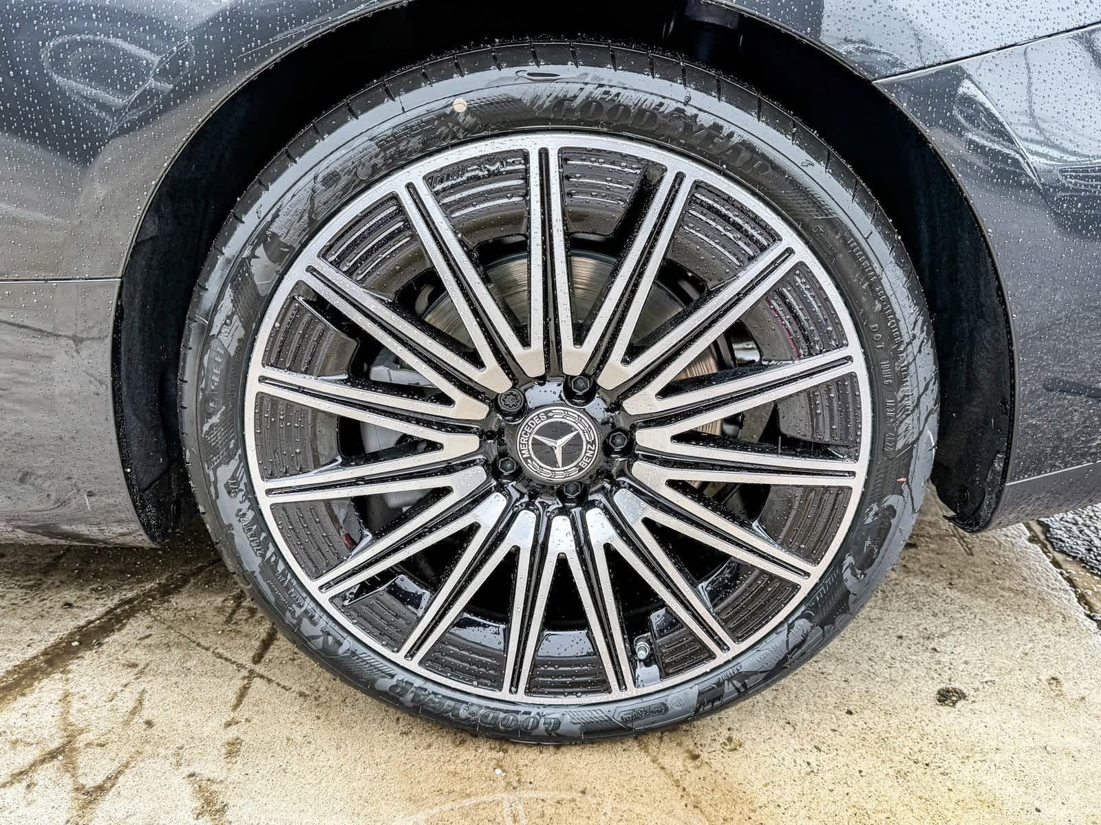 Thumbnail: 2025 Mercedes-Benz CLE - 8