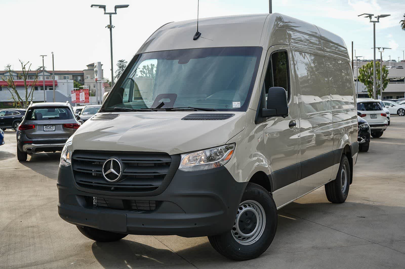 Thumbnail: 2026 Mercedes-Benz Sprinter - 1