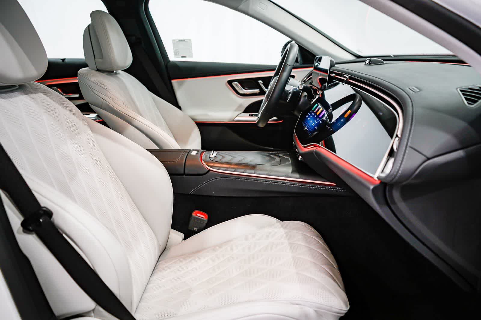 Thumbnail: 2026 Mercedes-Benz E-Class - 16