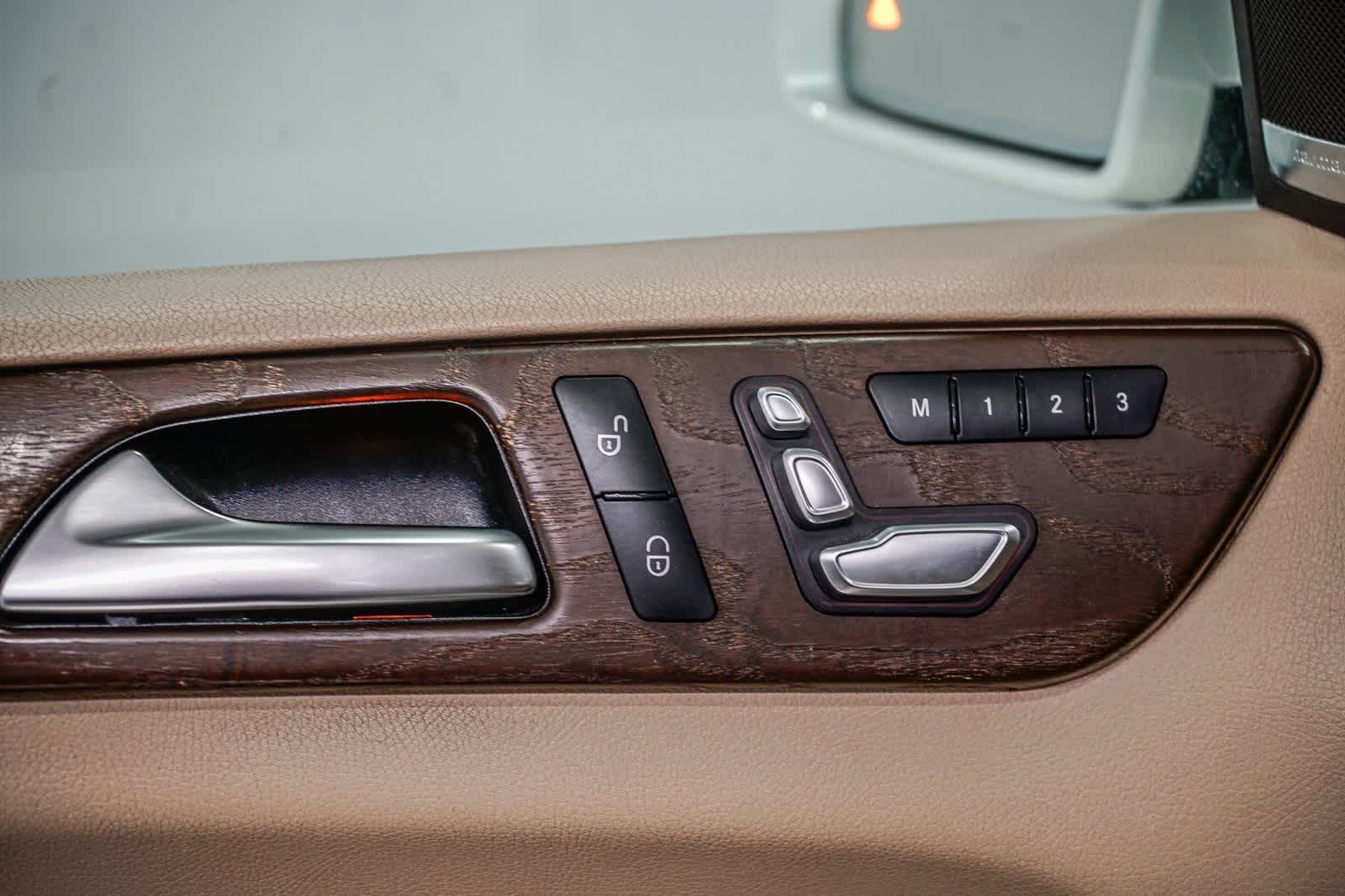 Thumbnail: 2017 Mercedes-Benz GLE - 20