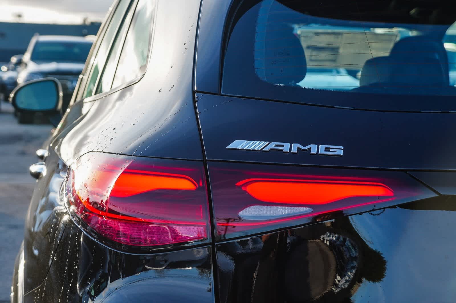 Thumbnail: 2025 Mercedes-Benz GLC - 8