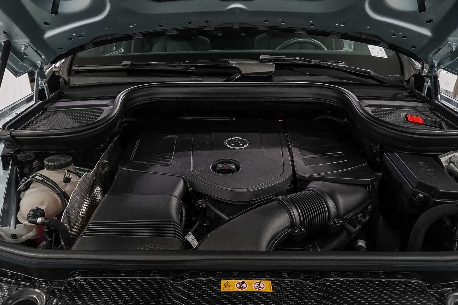 Thumbnail: 2025 Mercedes-Benz GLE - 30