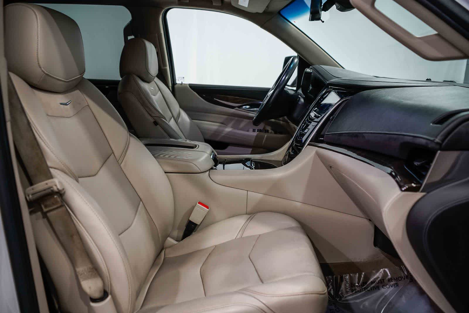 Thumbnail: 2018 Cadillac Escalade - 15